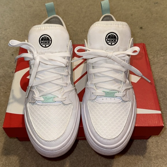 Nike four vision Alta txt white/sea coral size 7 - Picture 2 of 4